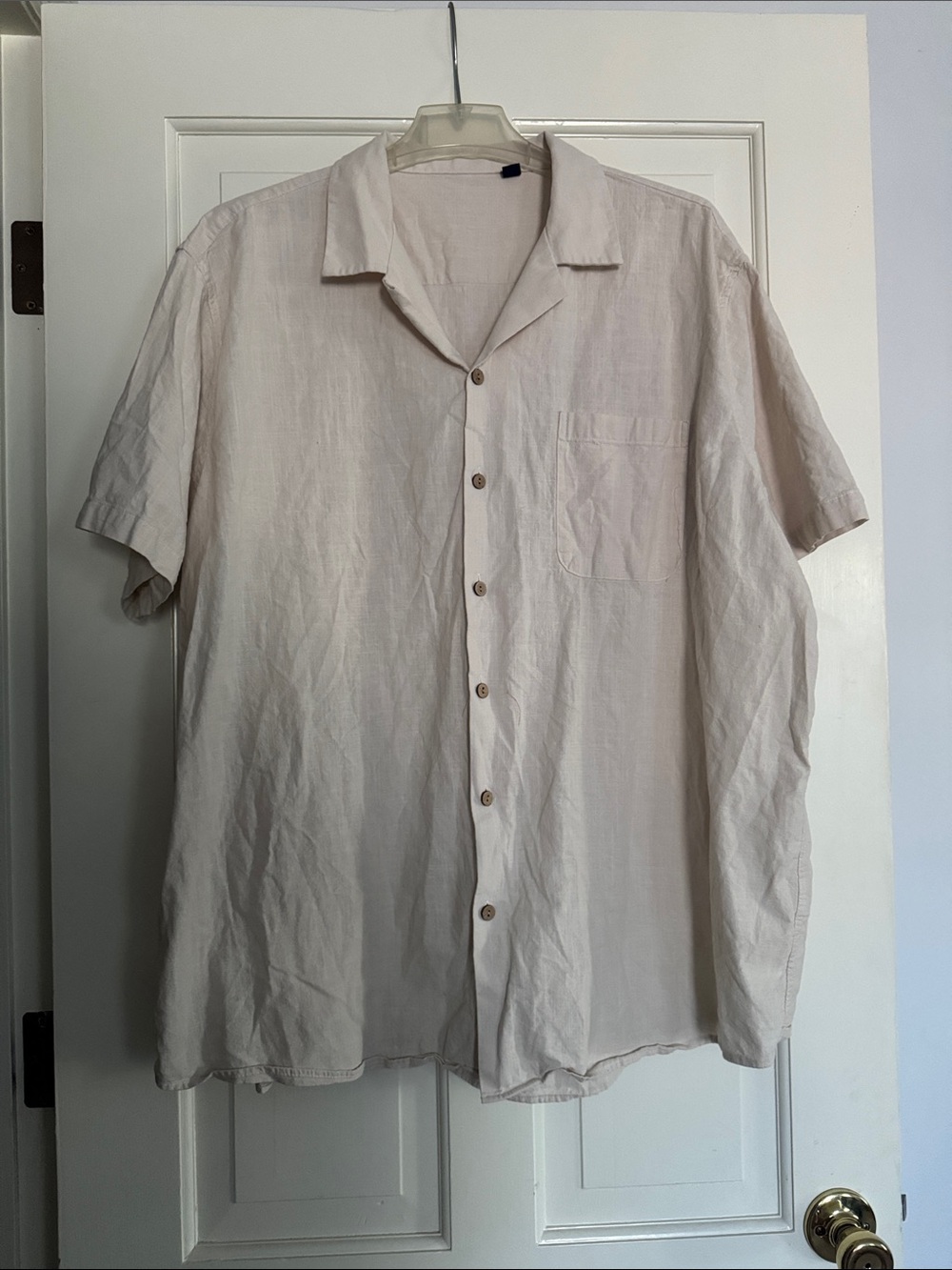 Men's Short-Sleeve Button-Down Shirt in Light Cream